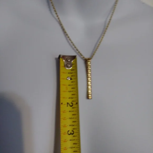 🌺BUNDLE ONLY🌺VINTAGE LADIES FAUX GOLD PENDANT - Picture 5 of 10